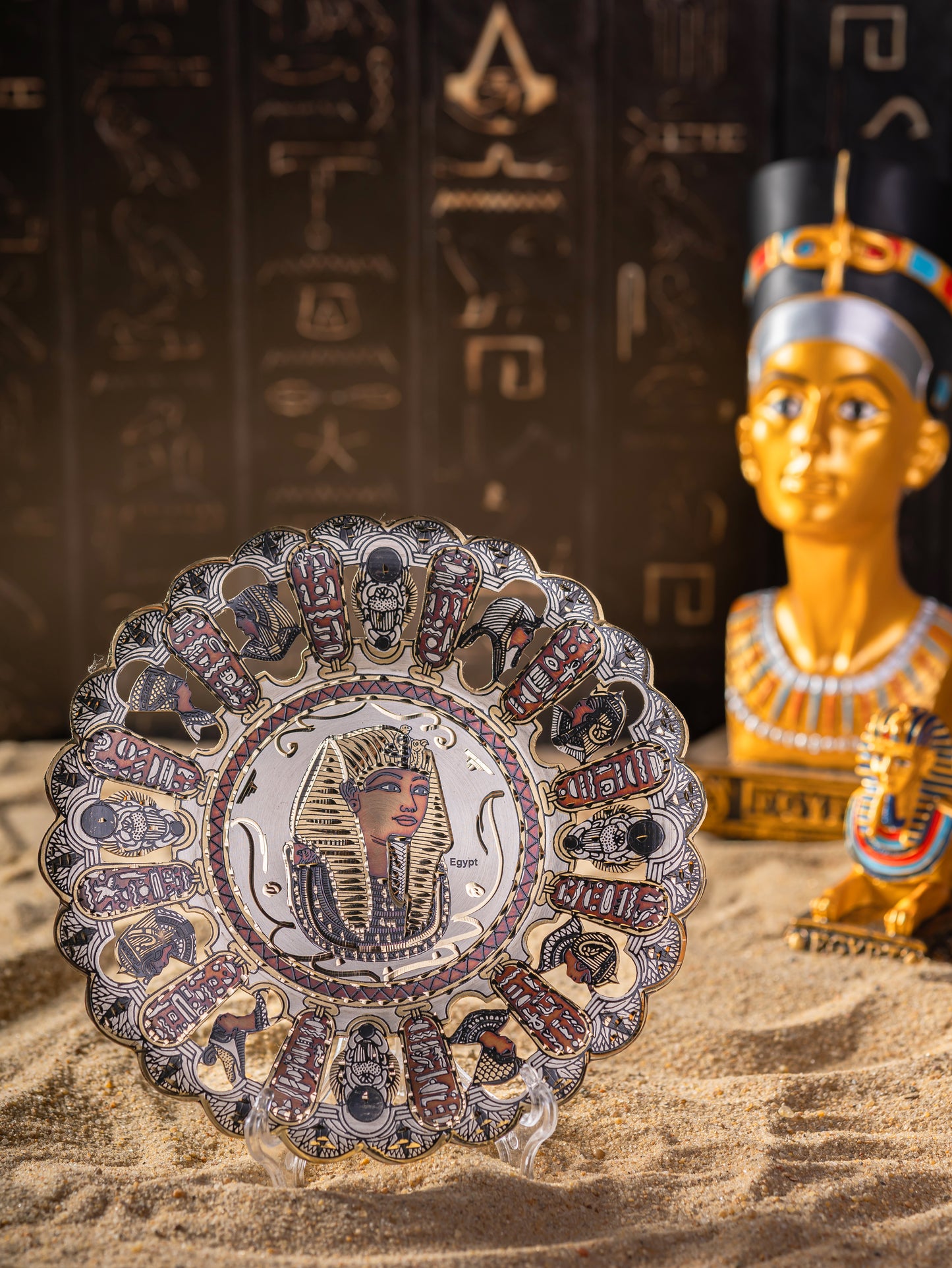 King Tutankhamun Copper Decorative Plate – Ancient Egyptian Royal Art